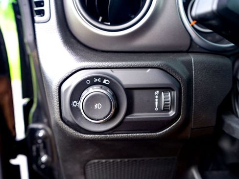 Used 2023 Jeep Wrangler Sport AWD/4WD image 22