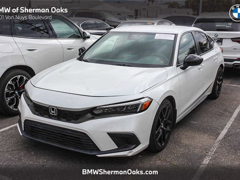 Used 2023 Honda Civic Sport image 1