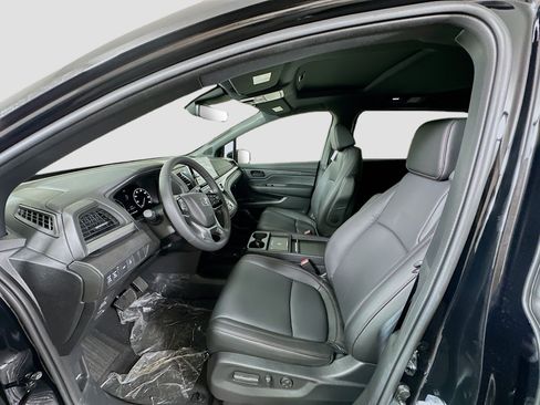 Used 2025 Honda Odyssey Sport-L image 13