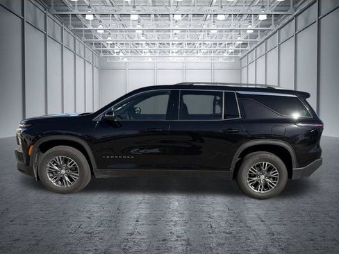Used 2026 Chevrolet Traverse LT AWD/4WD image 10