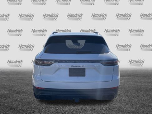Used 2023 Porsche Cayenne S image 9
