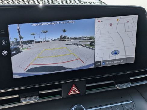 Certified 2024 Hyundai Elantra SEL FWD image 22