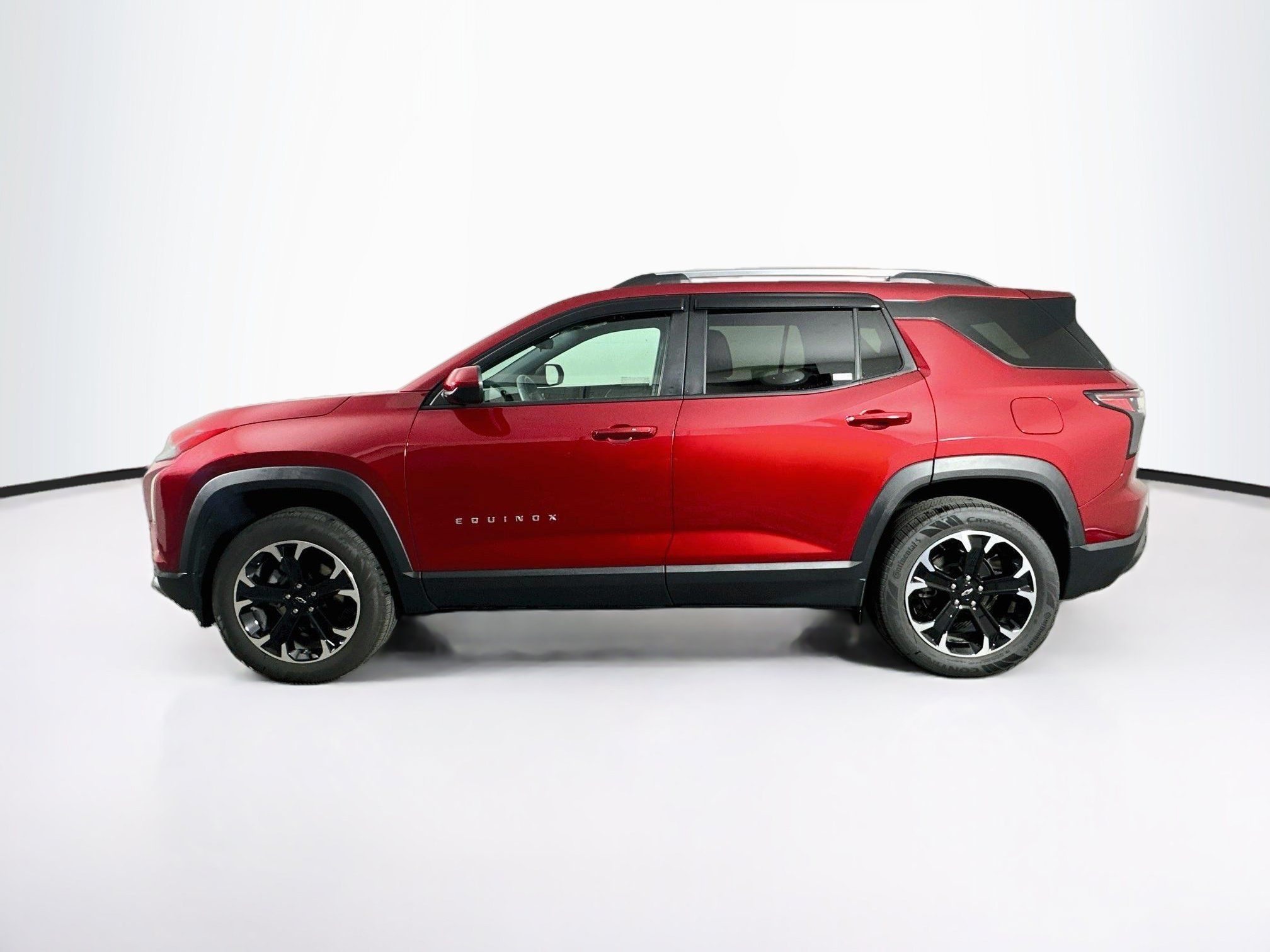 Used 2025 Chevrolet Equinox LT w/ Convenience Package II FWD image 4
