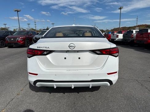 New 2025 Nissan Sentra SV w/ SV Premium Package image 6