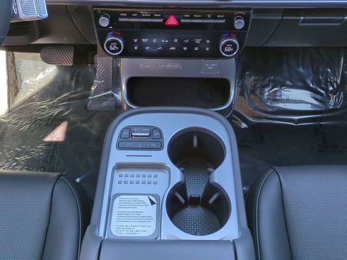 New 2026 Hyundai Ioniq 9 SEL image 19