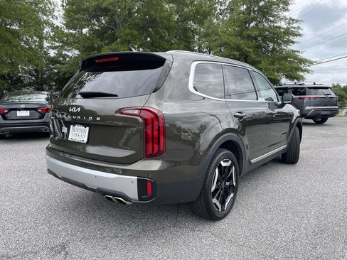 Used 2025 Kia Telluride S FWD image 3