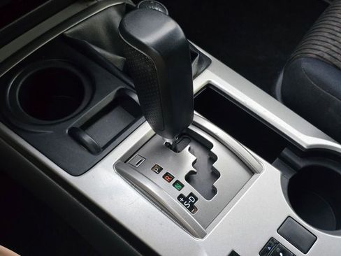 Used 2010 Toyota 4Runner SR5 image 32