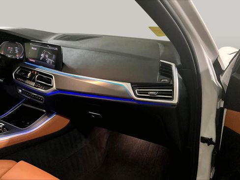 Used 2019 BMW X5 xDrive40i w/ Convenience Package AWD/4WD image 18