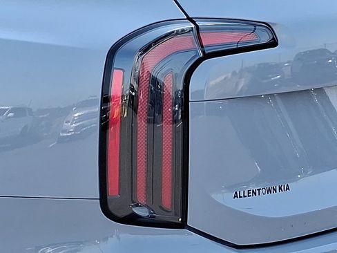 Used 2023 Kia Telluride SX Prestige X-Line AWD/4WD image 10