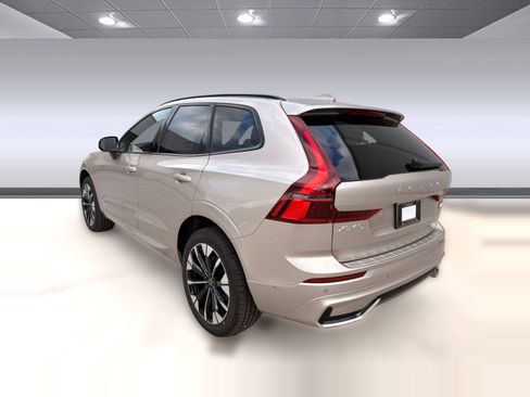 Certified 2026 Volvo XC60 B5 Plus w/ Protection Package Premier AWD/4WD image 3