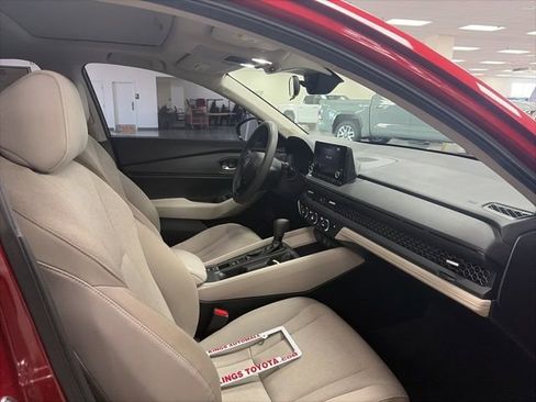 Used 2024 Honda Accord EX image 9