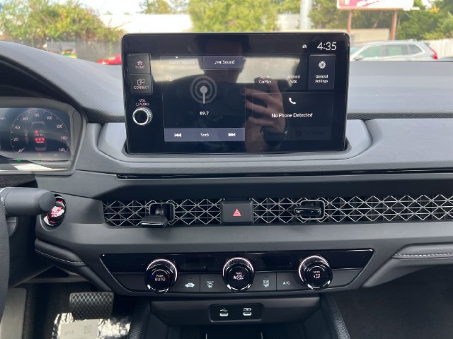 New 2026 Honda Accord LX image 23