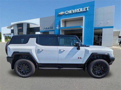 New 2026 GMC Hummer EV 2X w/ LPO, Sport Package image 4