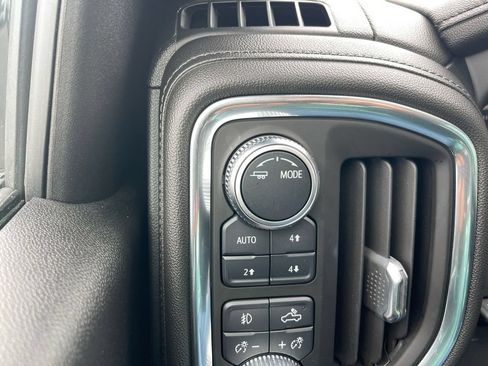 Used 2021 GMC Sierra 1500 Denali w/ Denali Ultimate Package AWD/4WD image 25