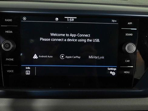 Certified 2023 Volkswagen Taos SE w/ Panoramic Sunroof Package FWD image 23