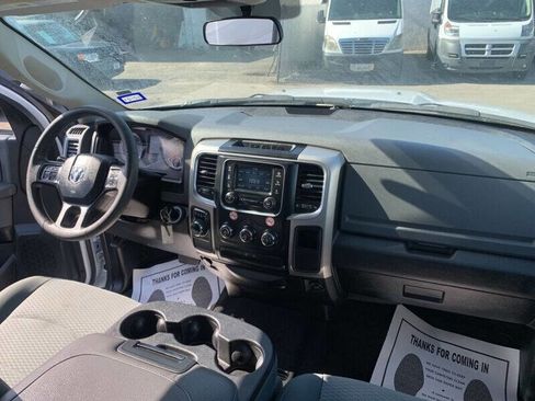 Used 2020 RAM 1500 Classic SLT image 14