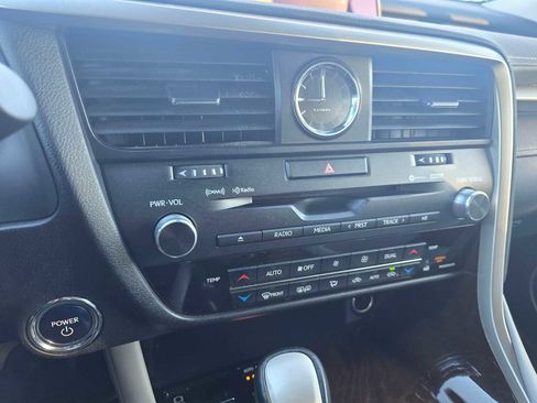 Used 2019 Lexus RX 450h AWD image 32