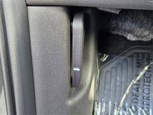 New 2026 Kia Carnival SX image 17