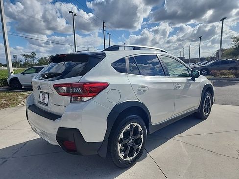 Certified 2022 Subaru Crosstrek 2.0i Premium w/ Popular Package #3 image 6