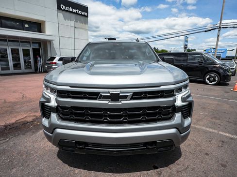 Used 2025 Chevrolet Silverado 1500 RST AWD/4WD image 2