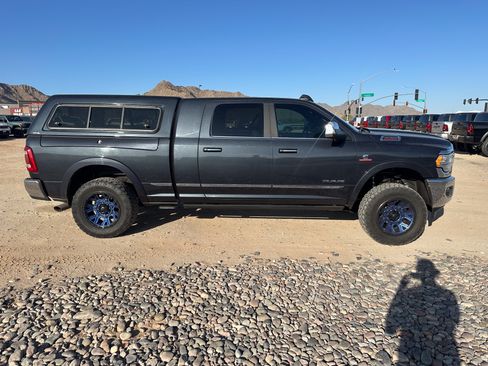 Used 2022 RAM 3500 Limited AWD/4WD image 6