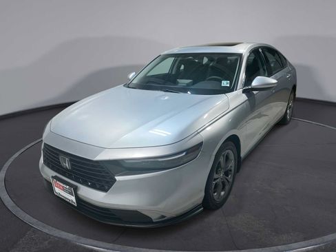 Used 2024 Honda Accord EX image 1