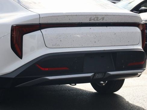 New 2025 Kia K4 EX image 8
