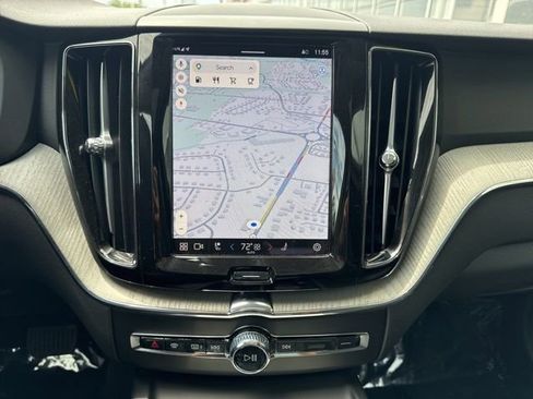 Certified 2025 Volvo XC60 B5 Plus AWD/4WD image 25
