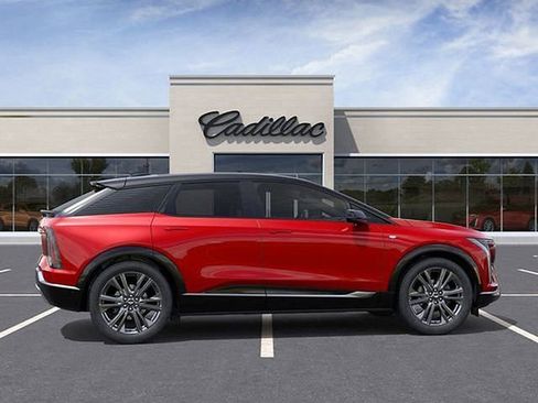 New 2026 Cadillac Optiq Sport 2 image 9