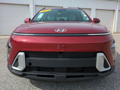 Used 2025 Hyundai Kona SEL image 9