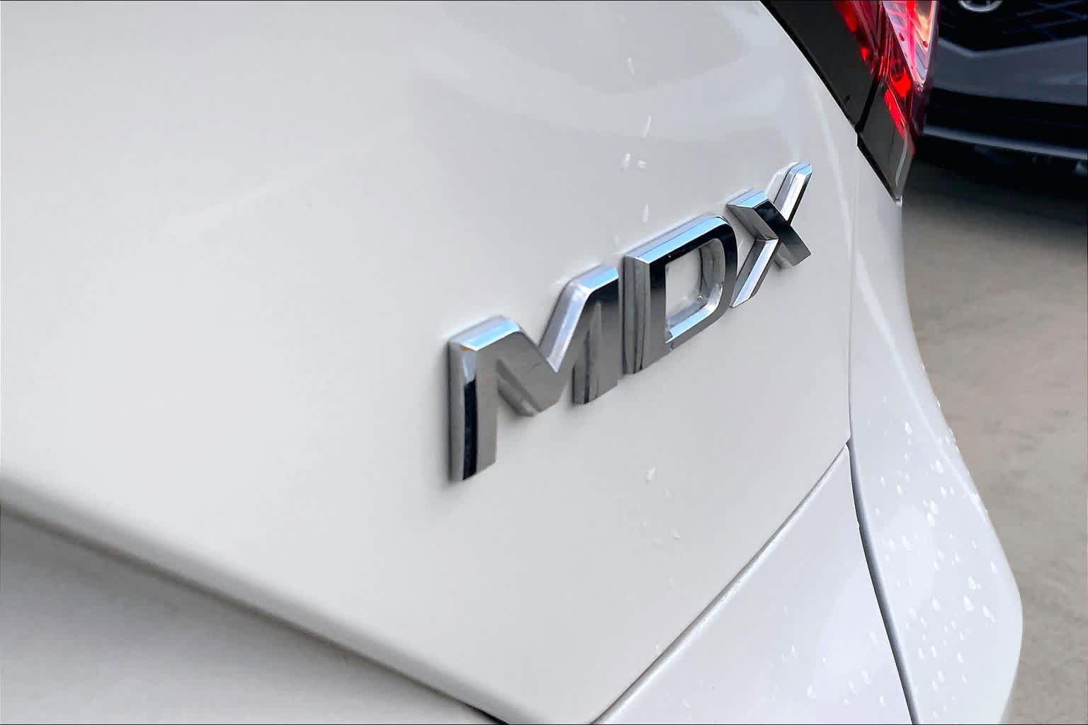 Used 2024 Acura MDX w/ Technology Package FWD image 10