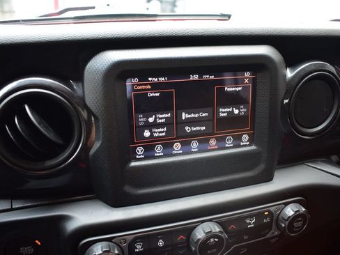 Used 2021 Jeep Wrangler Unlimited Sport AWD/4WD image 37