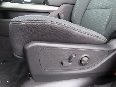 New 2026 RAM 1500 Big Horn AWD/4WD image 9