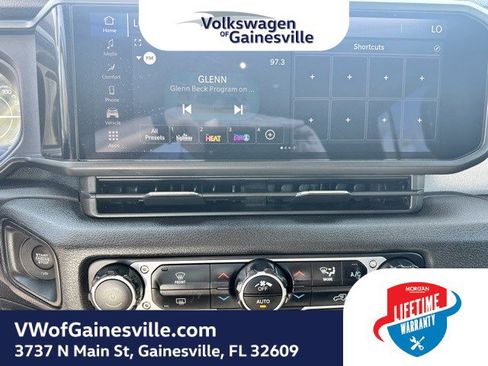 Used 2024 Jeep Wrangler Sport S image 25