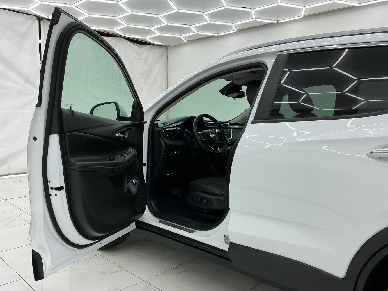 Used 2021 Buick Encore GX Select FWD image 16