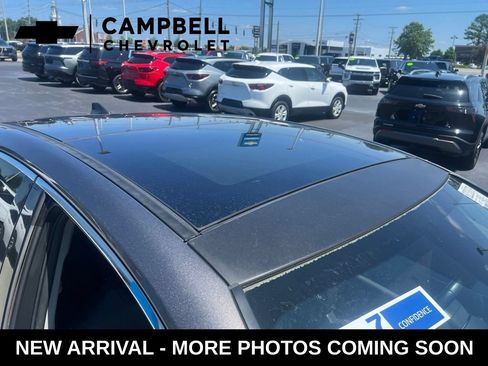 Used 2019 Toyota Camry XSE w/ Navigation Package FWD image 11