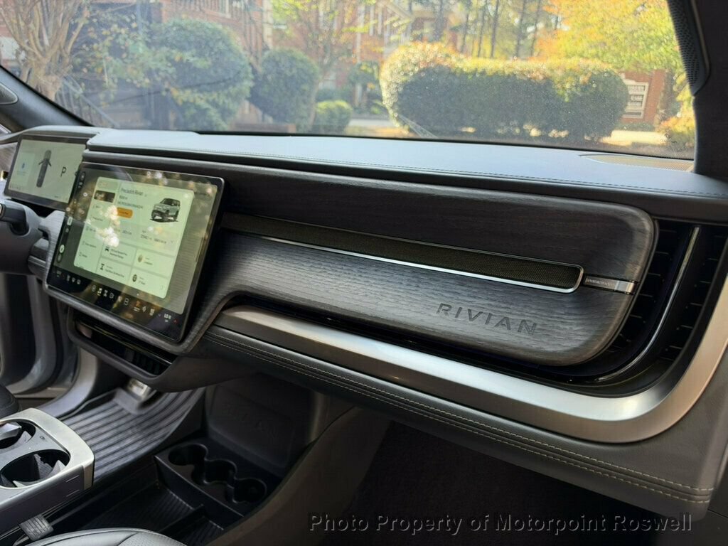 Used 2024 Rivian R1S Adventure Dual AWD/4WD image 27