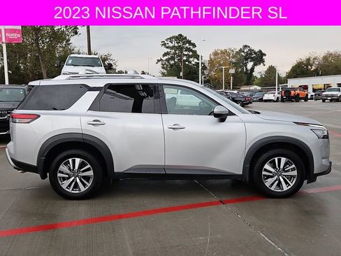Used 2023 Nissan Pathfinder SL w/ Lighting Package (N92) image 8