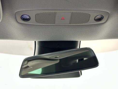 Used 2021 Tesla Model 3 Standard Range Plus image 29