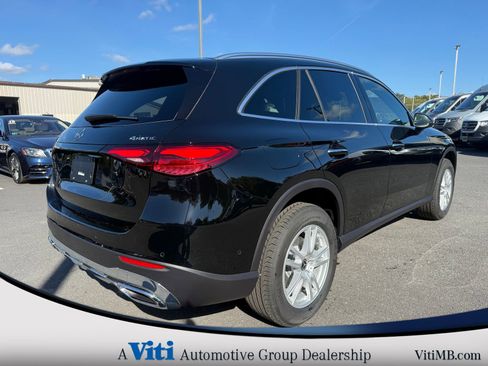 Used 2026 Mercedes-Benz GLC 300 GLC 300 image 8