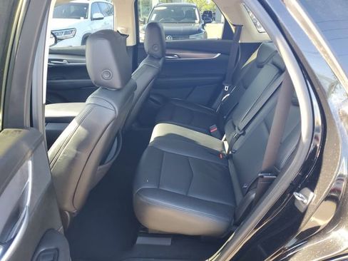 Used 2019 Cadillac XT5 Premium Luxury w/ Driver Assist Package AWD/4WD image 13