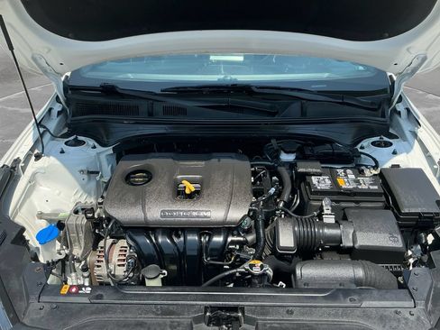 Used 2023 Kia Forte GT-Line w/ GT-Line Premium Package FWD image 18