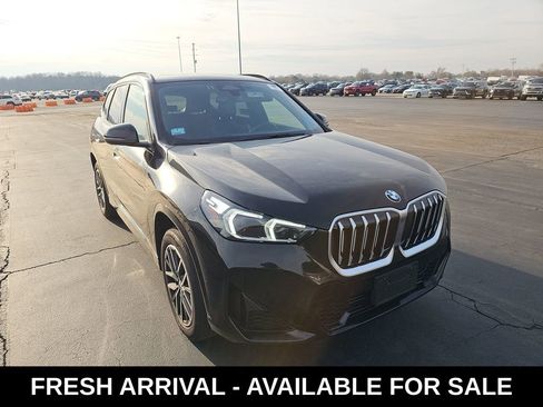 Used 2025 BMW X1 xDrive28i image 16