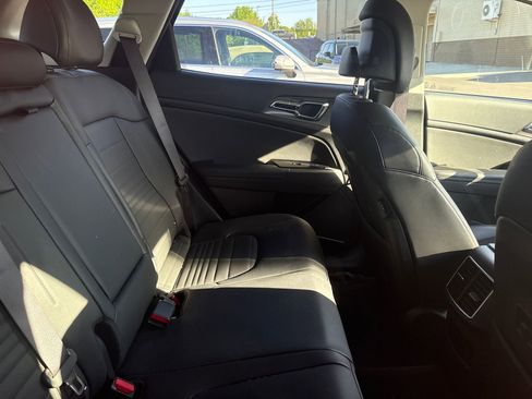 Used 2025 Kia Sportage SX Prestige AWD/4WD image 8