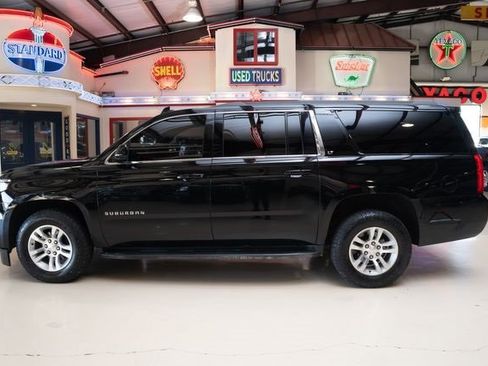 Used 2020 Chevrolet Suburban LT image 6