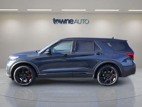 Used 2022 Ford Explorer ST w/ ST High-Performance Pack AWD/4WD image 2