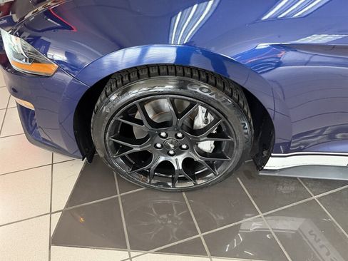 Used 2018 Ford Mustang Premium w/ Ecoboost Performance Package RWD image 29