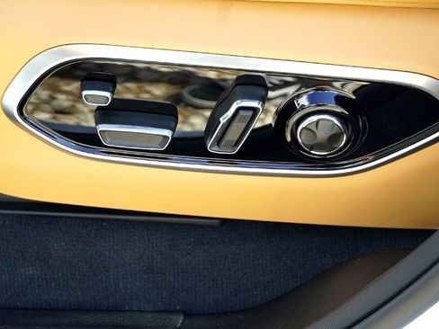 New 2025 Jeep Grand Cherokee L Summit w/ Obsidian Package image 21