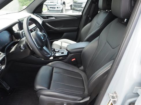 Used 2023 BMW X3 sDrive30i w/ M Sport Package RWD image 13
