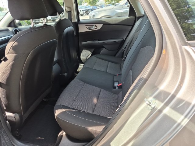 Used 2022 Kia Forte LXS w/ LXS Technology Package FWD image 20